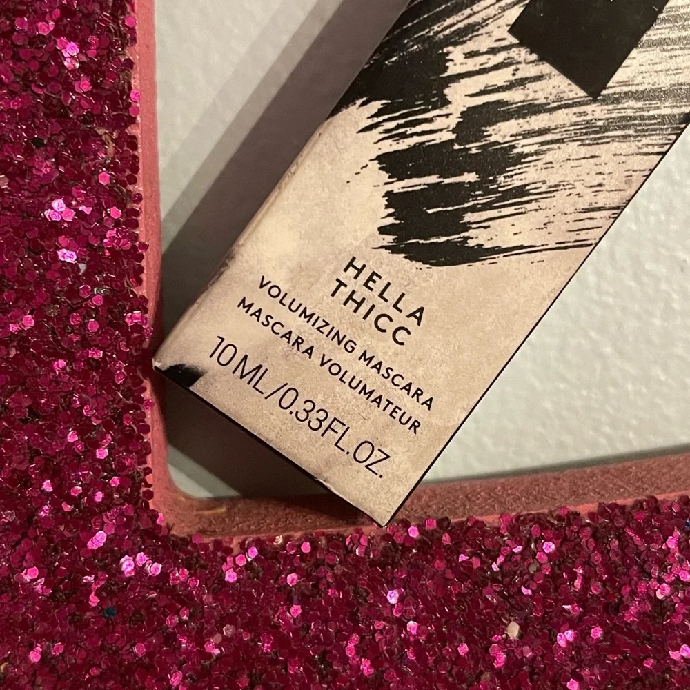 ❤️NIB FENTY MASCARA❤️